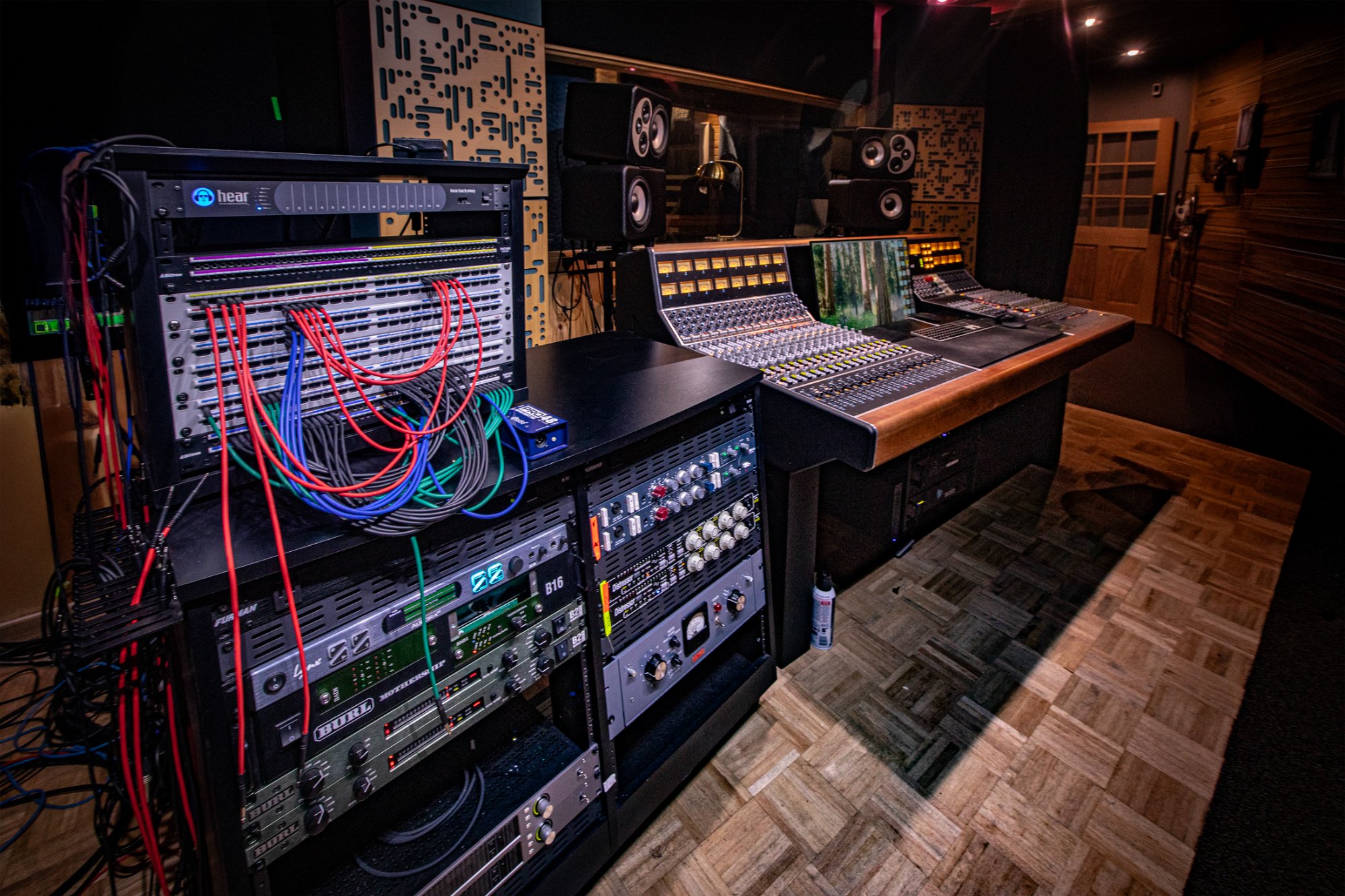 Professional Equipment Rack